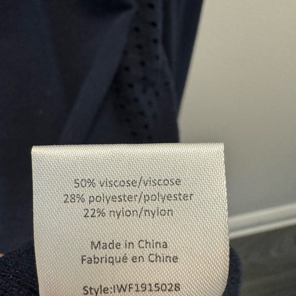 Isaac Mizrahi Navy Blue Pullover Sweater Crewneck - Picture 3 of 6